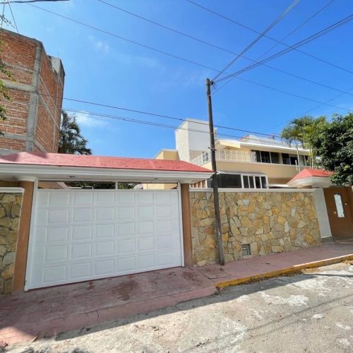 amplia Casa en renta 5 recamaras Tuxtla Gutierrez Chiapas