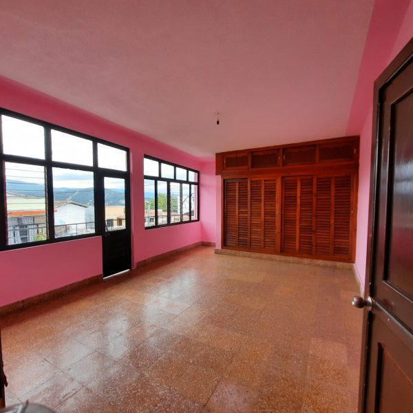 Amplia Casa en Venta uso comercial o habitacional en Comitan Chiapas